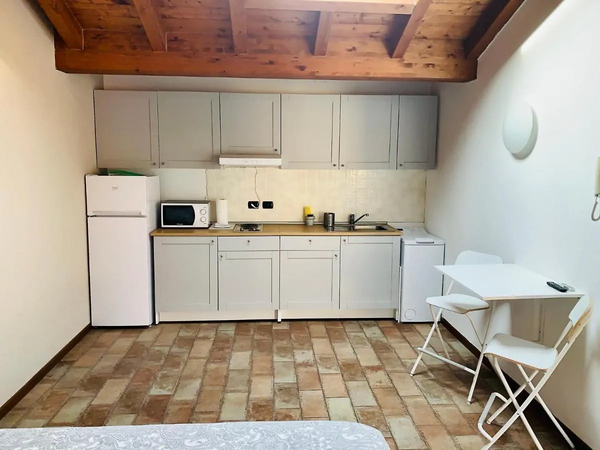 Casa Cleopatra Villa Bergamo 0*,